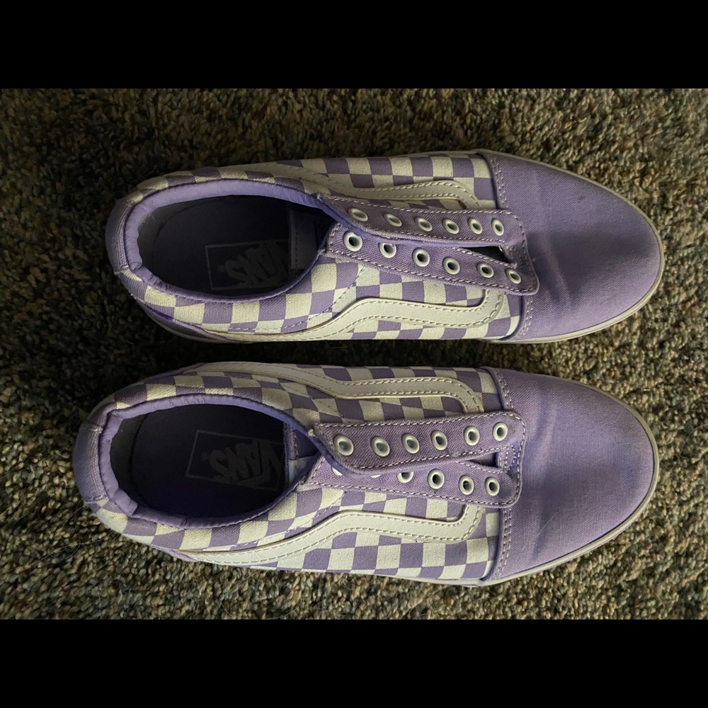 Needs laces but never worn